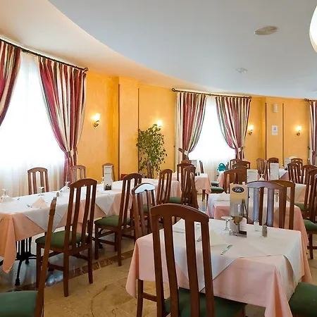 Apartament Elba Lucia Sport & *