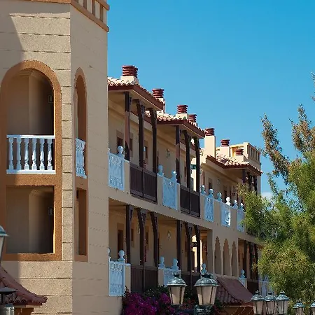 Elba Lucia Sport & Lägenhet *